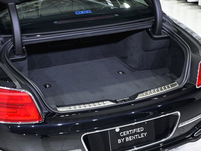 2026 Bentley FLYING SPUR 照片 9