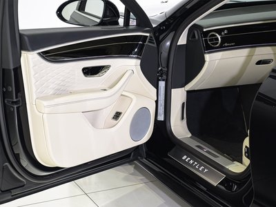 2026 Bentley FLYING SPUR 照片 10