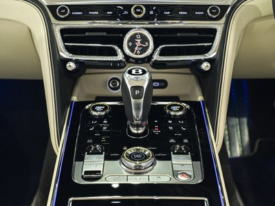 صورة مصغرة 25 لـ 2026 Bentley FLYING SPUR