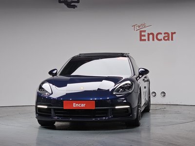 PORSCHE PANAMERA - 2