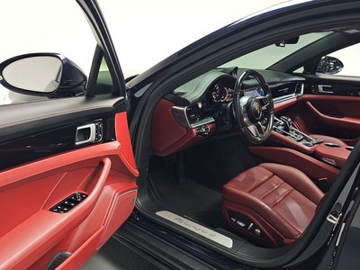 PORSCHE PANAMERA - 10