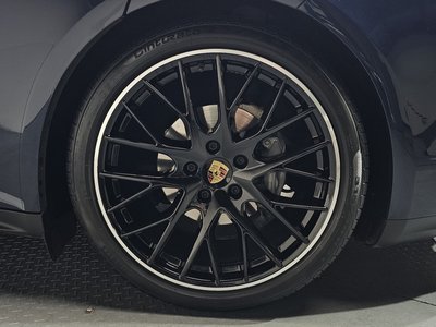 PORSCHE PANAMERA - 8