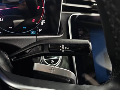 MERCEDES-BENZ E-CLASS - 9