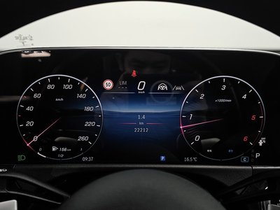 MERCEDES-BENZ E-CLASS - 8