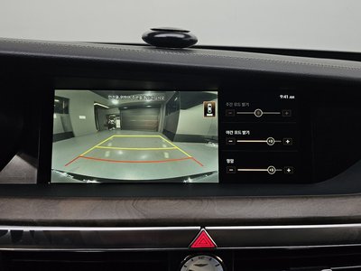 2019 Genesis G90 缩略图 17