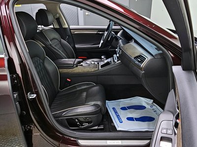 2019 Genesis G90 缩略图 12