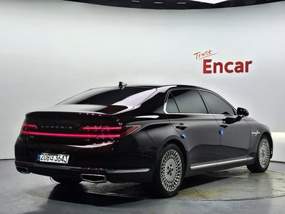 GENESIS G90 - 3