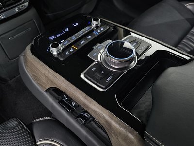 2019 Genesis G90 缩略图 19