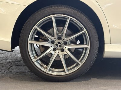 MERCEDES-BENZ E-CLASS - 9