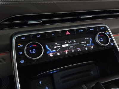 2023 Genesis GV80 thumbnail 31
