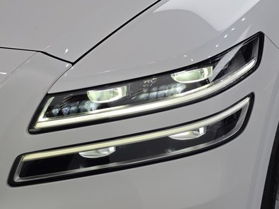 2023 Genesis GV80 photo 9