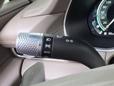 2023 Genesis GV80 thumbnail 39
