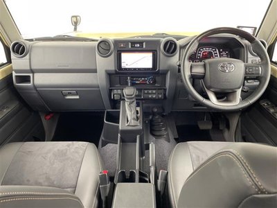 TOYOTA LAND CRUISER - 5