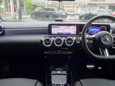 MERCEDES-BENZ CLA - 7