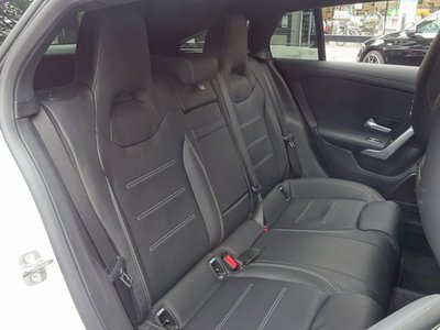 MERCEDES-BENZ CLA - 9