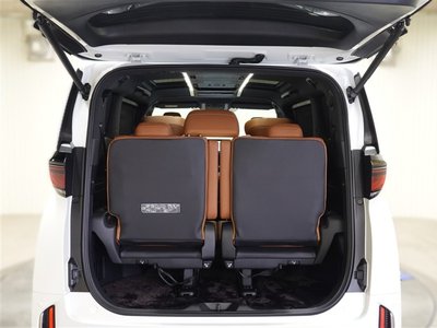 2025 Toyota VELLFIRE — миниатюра 13