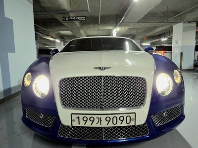 BENTLEY CONTINENTAL - 2