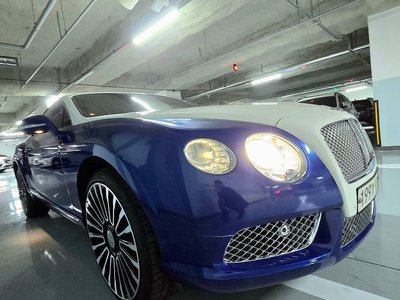 BENTLEY CONTINENTAL - 10