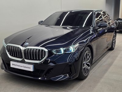 صورة 1 لـ 2024 BMW I5