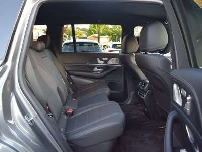 2026 Mercedes-BENZ GLS — миниатюра 53