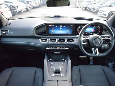 2026 Mercedes-BENZ GLS — миниатюра 4
