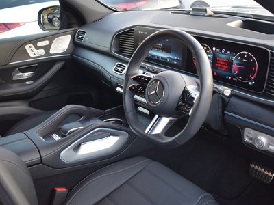 2026 Mercedes-BENZ GLS — миниатюра 23