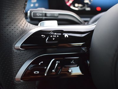 2026 Mercedes-BENZ GLS — миниатюра 25