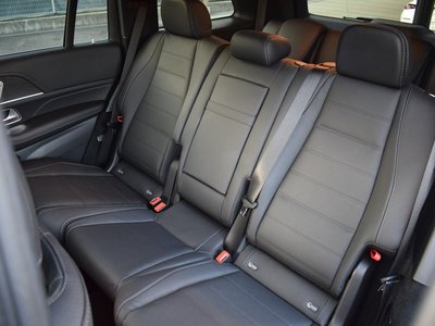 2026 Mercedes-BENZ GLS — миниатюра 55