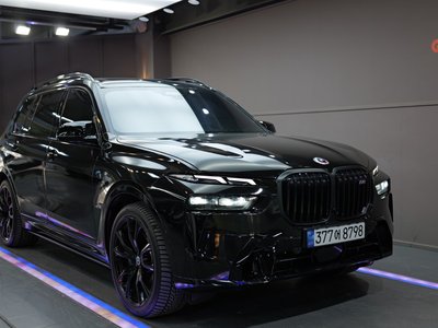 BMW X7 - 1