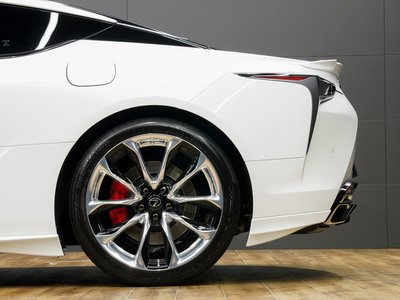 صورة مصغرة 32 لـ 2021 Lexus LC