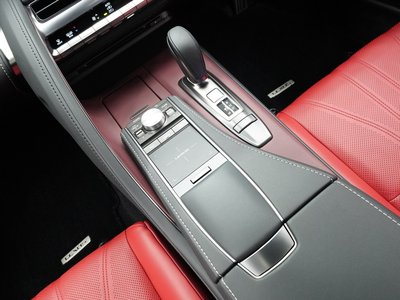 صورة مصغرة 80 لـ 2021 Lexus LC