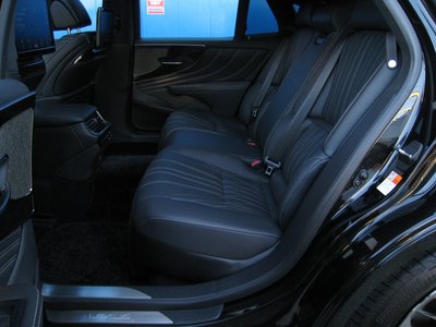 2018 Lexus LS — миниатюра 74