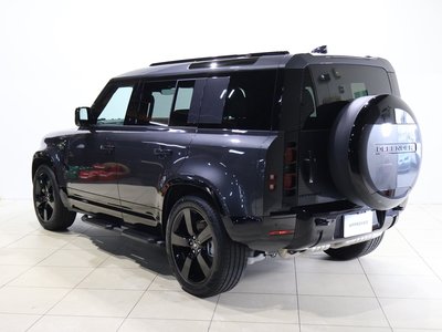 صورة 2 لـ 2025 LAND Rover DEFENDER