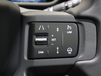 2025 LAND Rover DEFENDER 缩略图 25