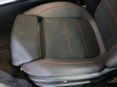 MERCEDES-BENZ GLA - 9