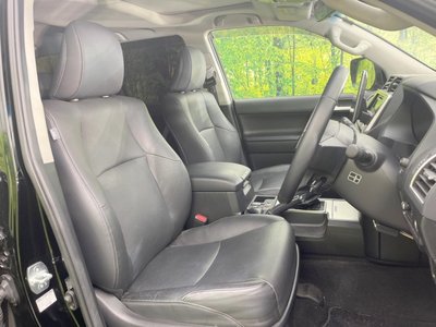 TOYOTA LAND CRUISER PRADO - 8