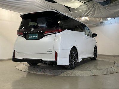 TOYOTA VELLFIRE - 9