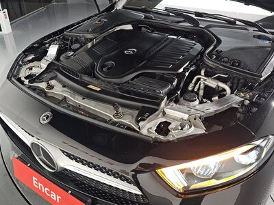 MERCEDES-BENZ CLS - 7