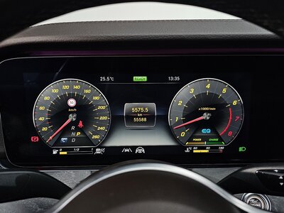 MERCEDES-BENZ CLS - 8