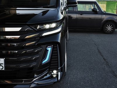 TOYOTA VELLFIRE - 7