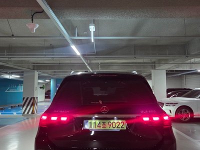 2025 Mercedes-BENZ GLS 缩略图 16