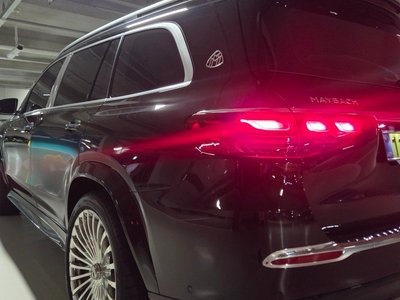 2025 Mercedes-BENZ GLS 缩略图 17