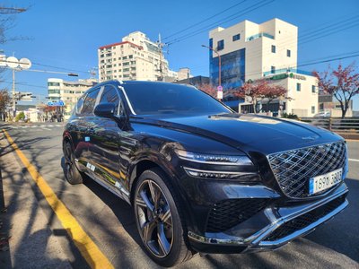 GENESIS GV80 - 1