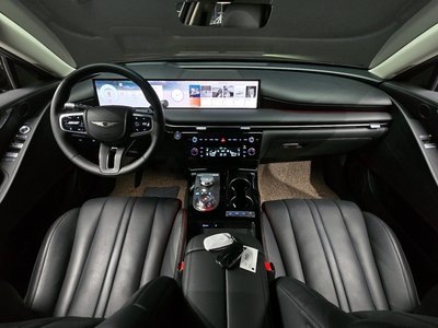 GENESIS G80 (RG3) - 5