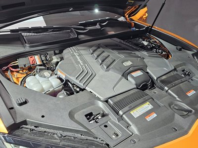 2024 Lamborghini URUS 照片 7