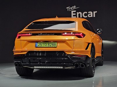 2024 Lamborghini URUS 照片 4