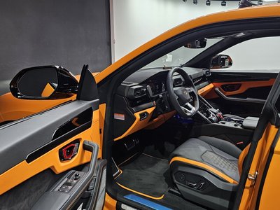 2024 Lamborghini URUS 照片 10