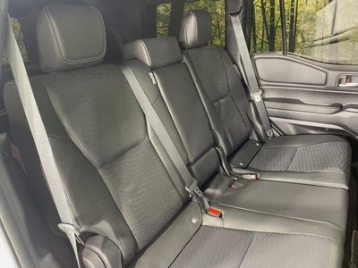 TOYOTA LAND CRUISER 250 - 9