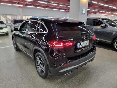 MERCEDES-BENZ GLA - 3