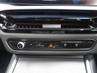 2025 BMW 3 SERIES TOURING 缩略图 66
